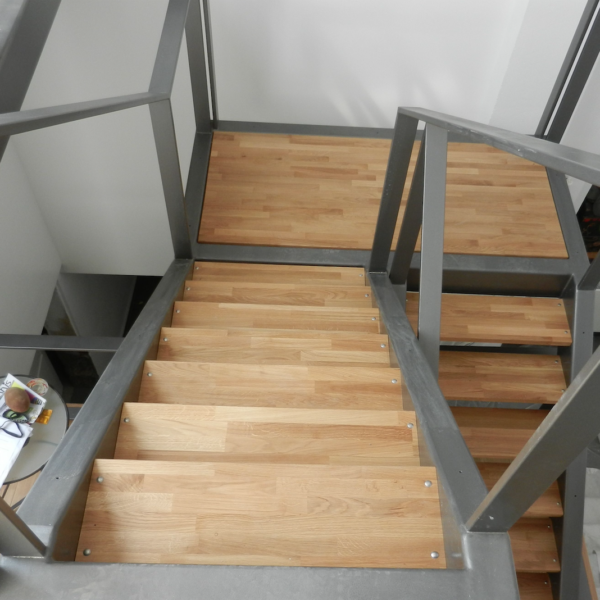 escaliers-acier-bois-01