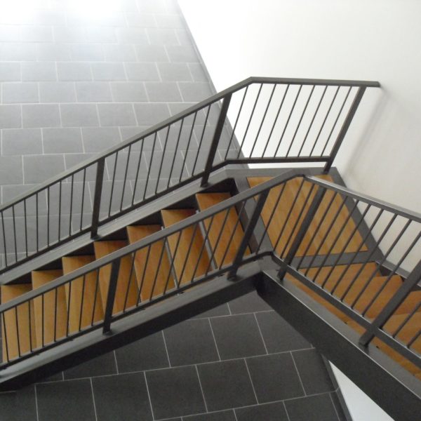 escaliers-acier-bois-07